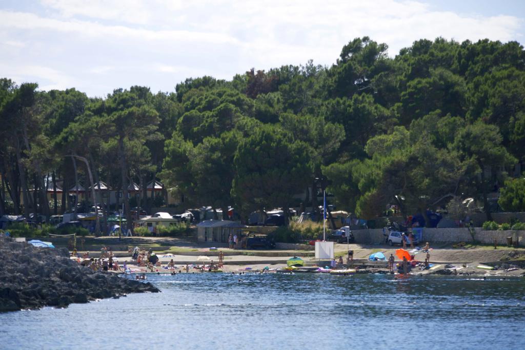 Camping Village Poljana Mali Lošinj Exteriör bild