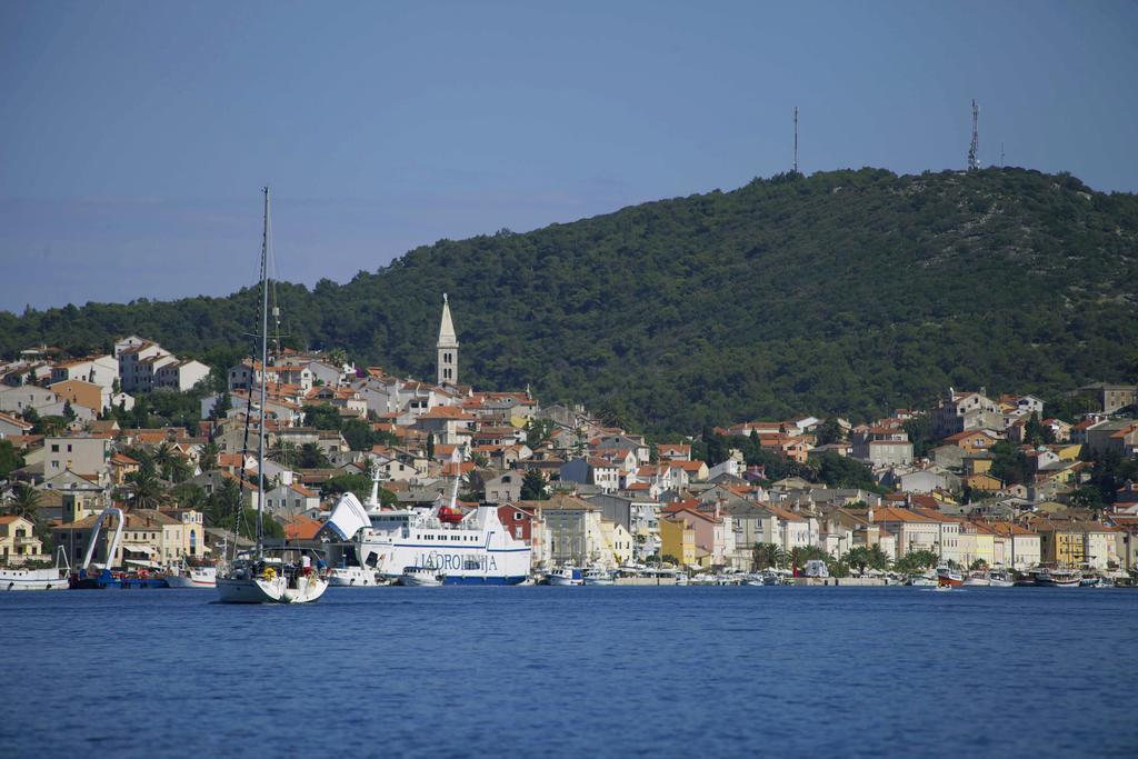 Camping Village Poljana Mali Lošinj Exteriör bild