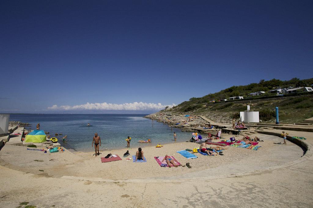 Camping Village Poljana Mali Lošinj Exteriör bild