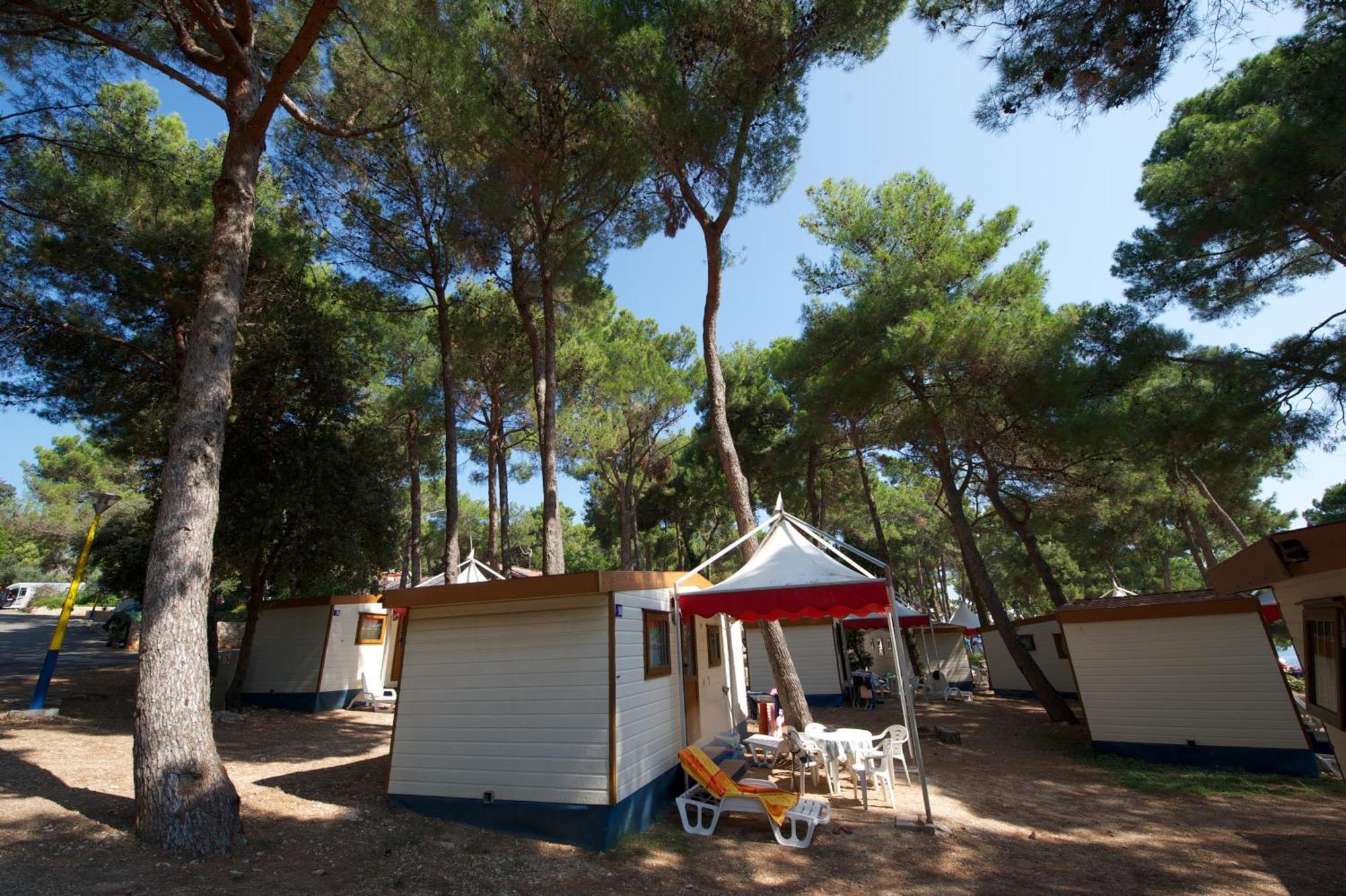 Camping Village Poljana Mali Lošinj Exteriör bild