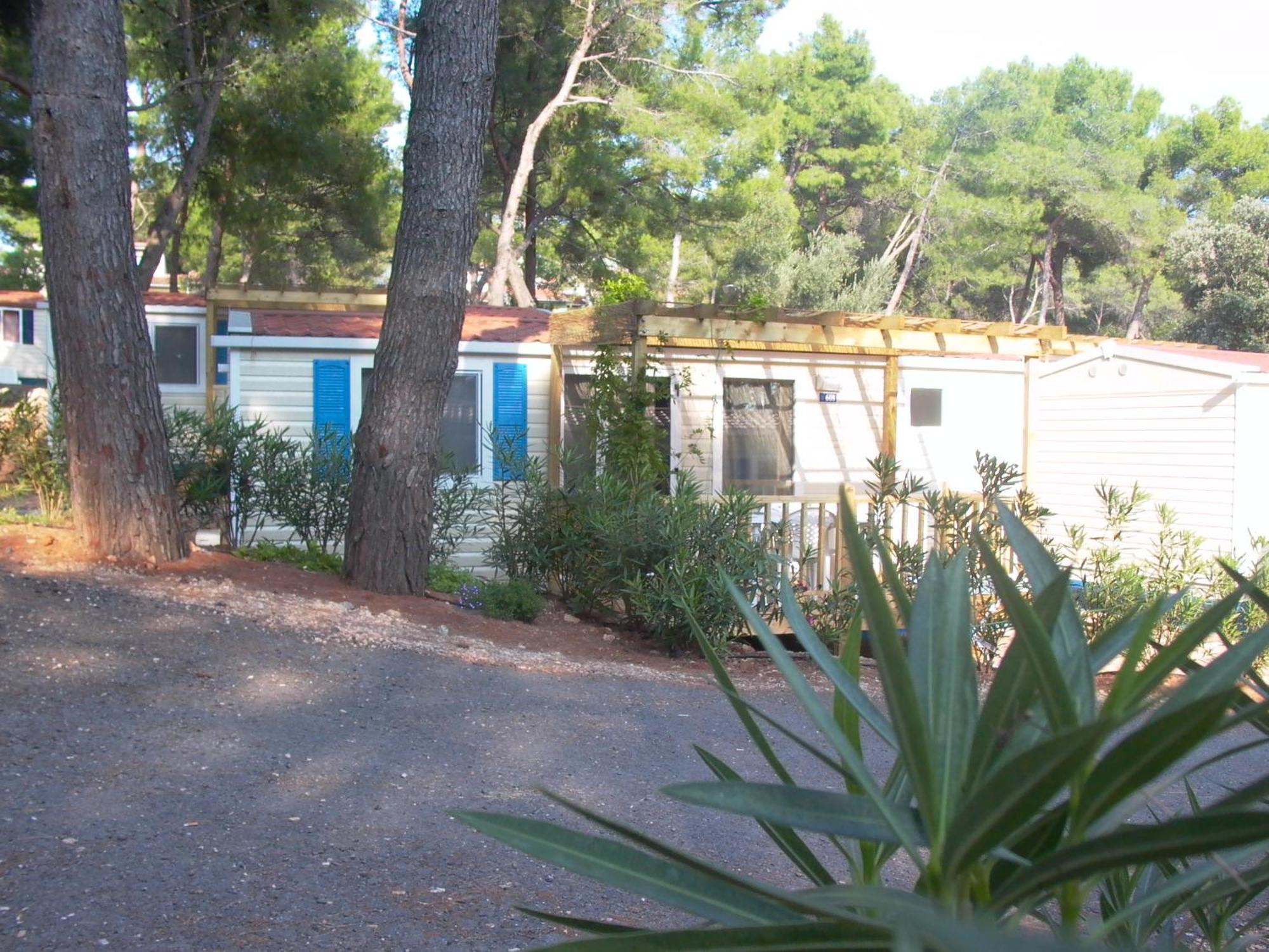 Camping Village Poljana Mali Lošinj Exteriör bild