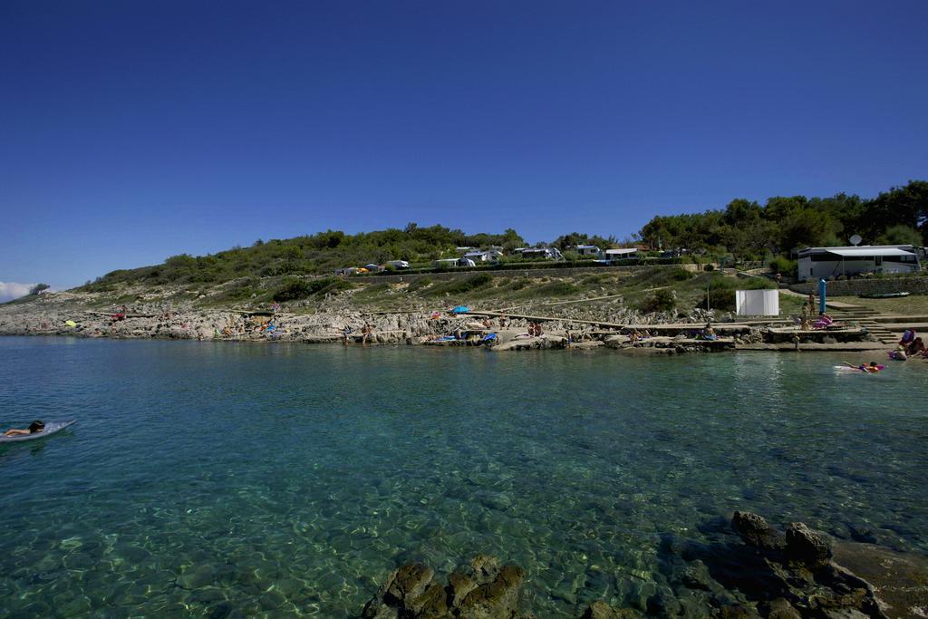 Camping Village Poljana Mali Lošinj Exteriör bild