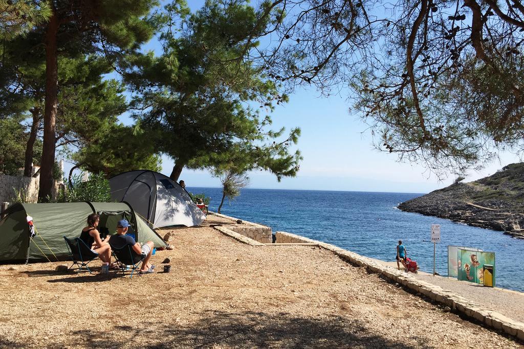 Camping Village Poljana Mali Lošinj Exteriör bild