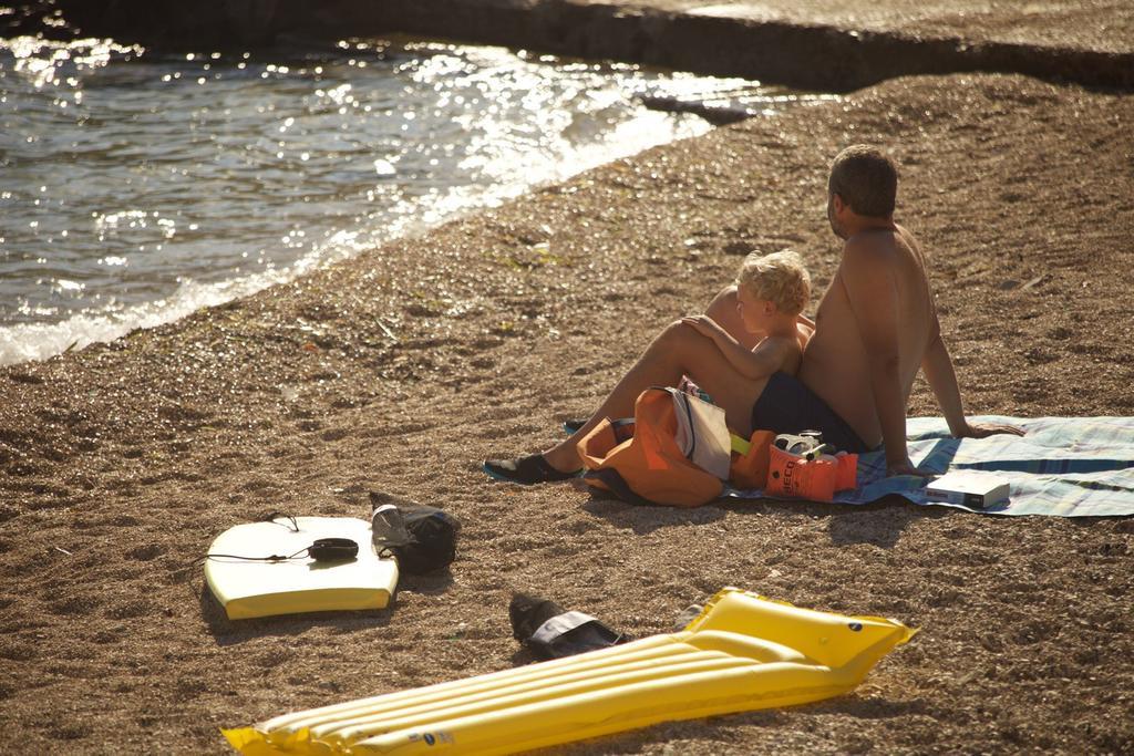 Camping Village Poljana Mali Lošinj Exteriör bild